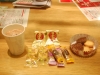 本採血終了後お菓子をいただく